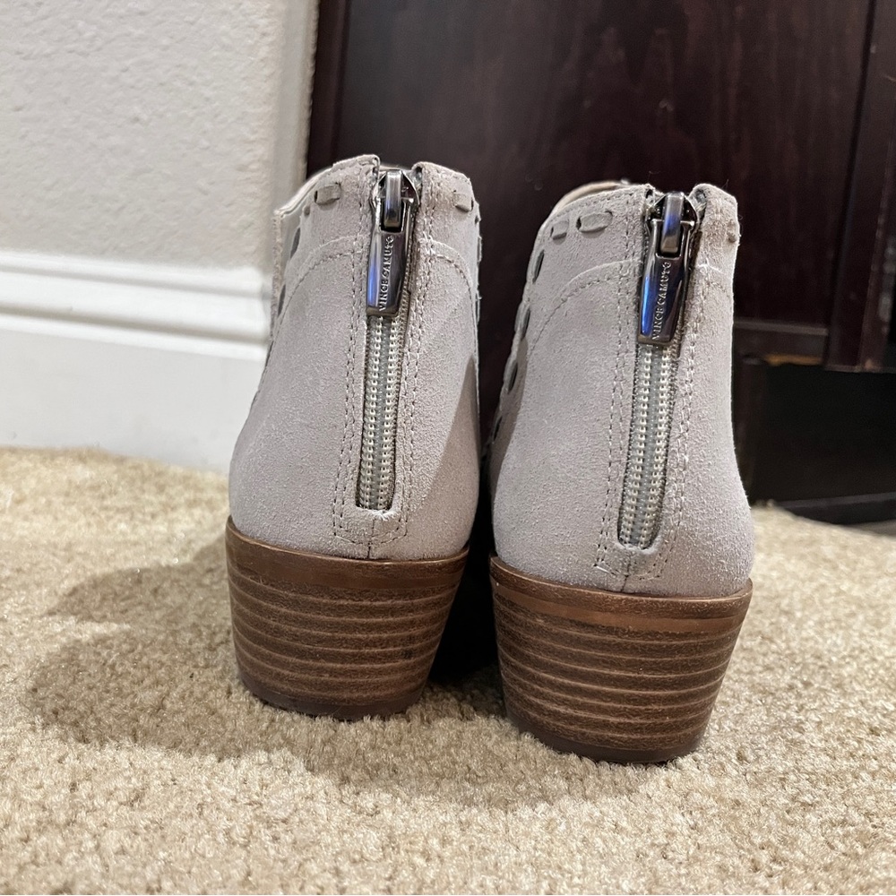 Vince Camuto booties - Picture 3 of 5
